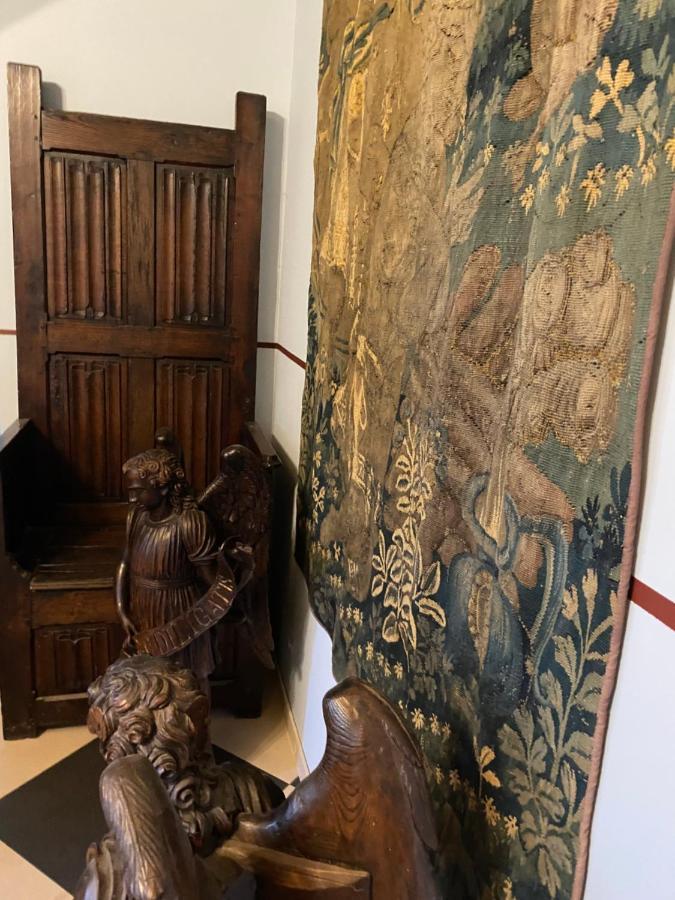 Palac Osowo Gostynskie Exteriér fotografie