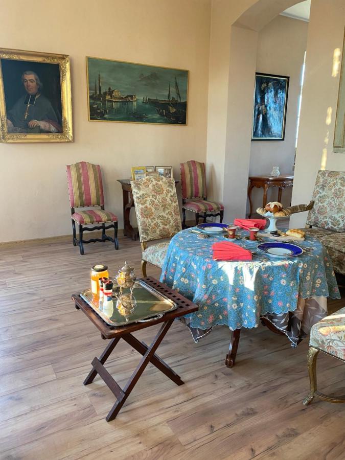 Palac Osowo Gostynskie Exteriér fotografie